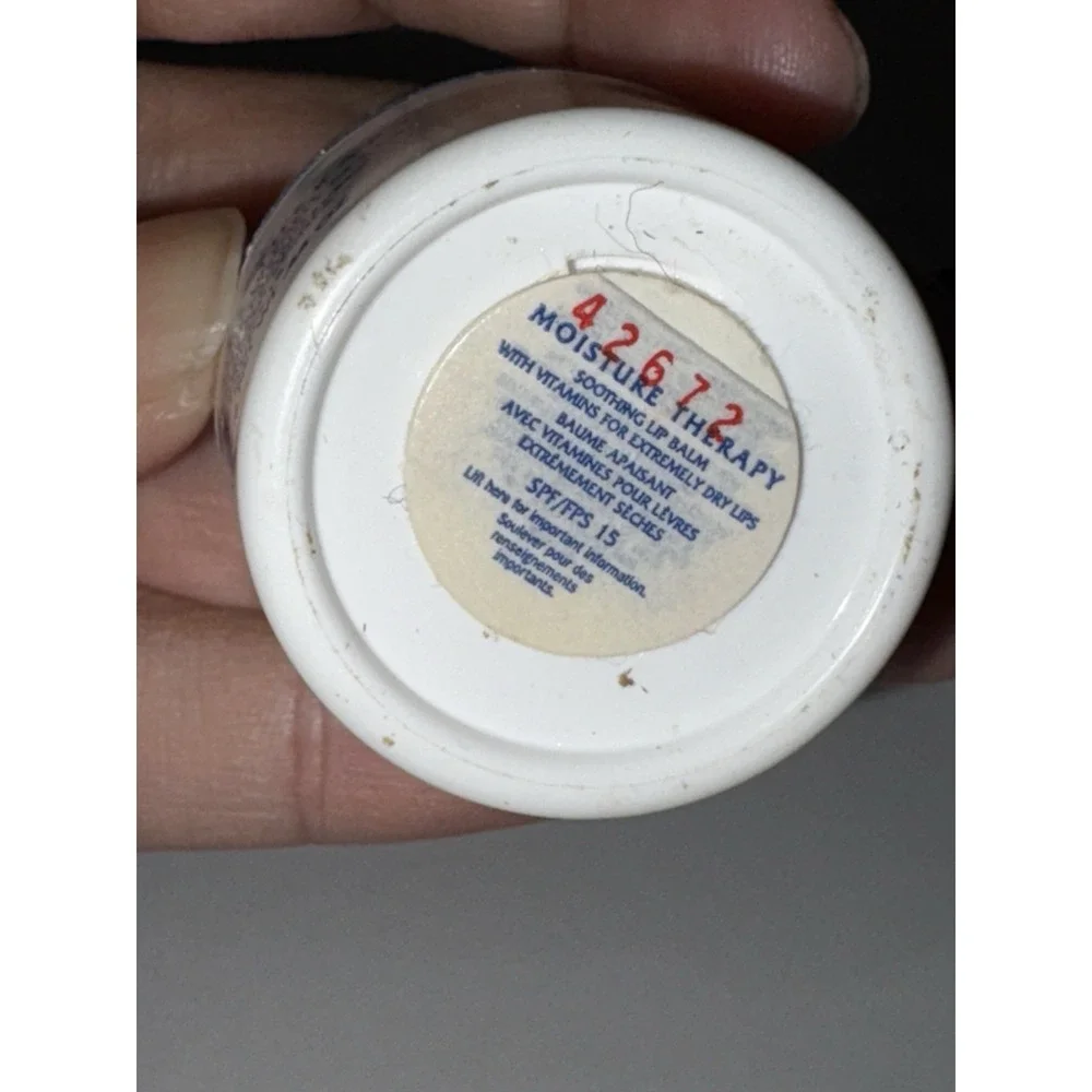 AVON MOISTURE THERAPY Soothing LIP BALM Vitamins Extremely Dry Lips SPF 15 RARE!